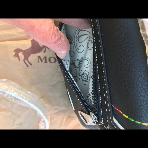 Montana West Black Crossbody NWT - Picture 5 of 8